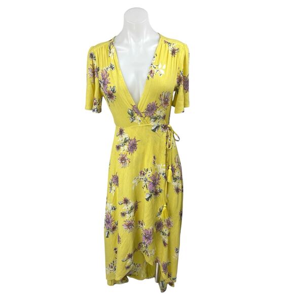 Cotton Candy LA Yellow Floral Short Sleeve Hi-Low V-Neck Midi Wrap Dress Size S - Picture 1 of 5